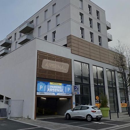 Suite Cosy Montblanc En Hyper Centre Valenciennes Exterior foto